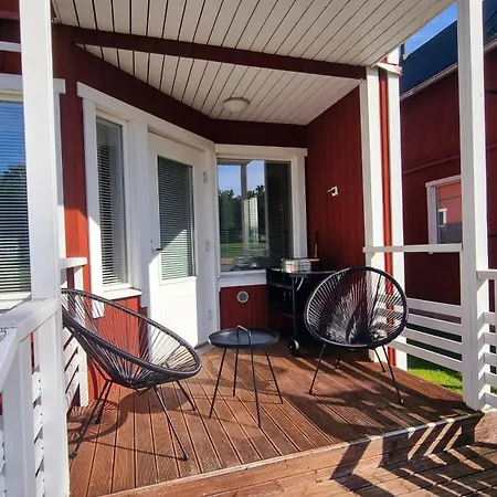 Marina Village * לאפינרנטה