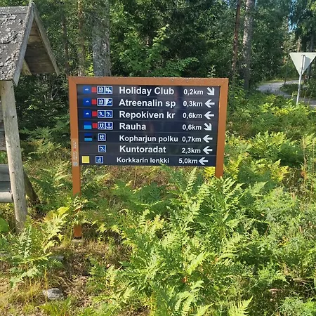 Marina Village לאפינרנטה